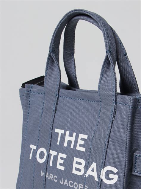 marc jacobs tote canvas.